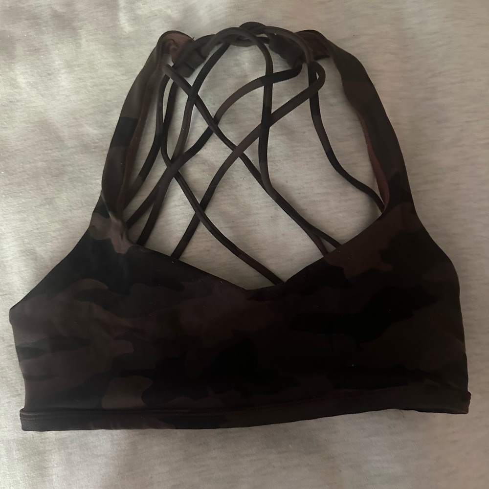 Lululemon Free to be Wild Bra